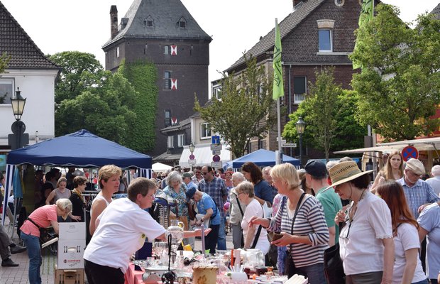 Gänselieselmarkt beim Stadtfest in Monheim am Rhein