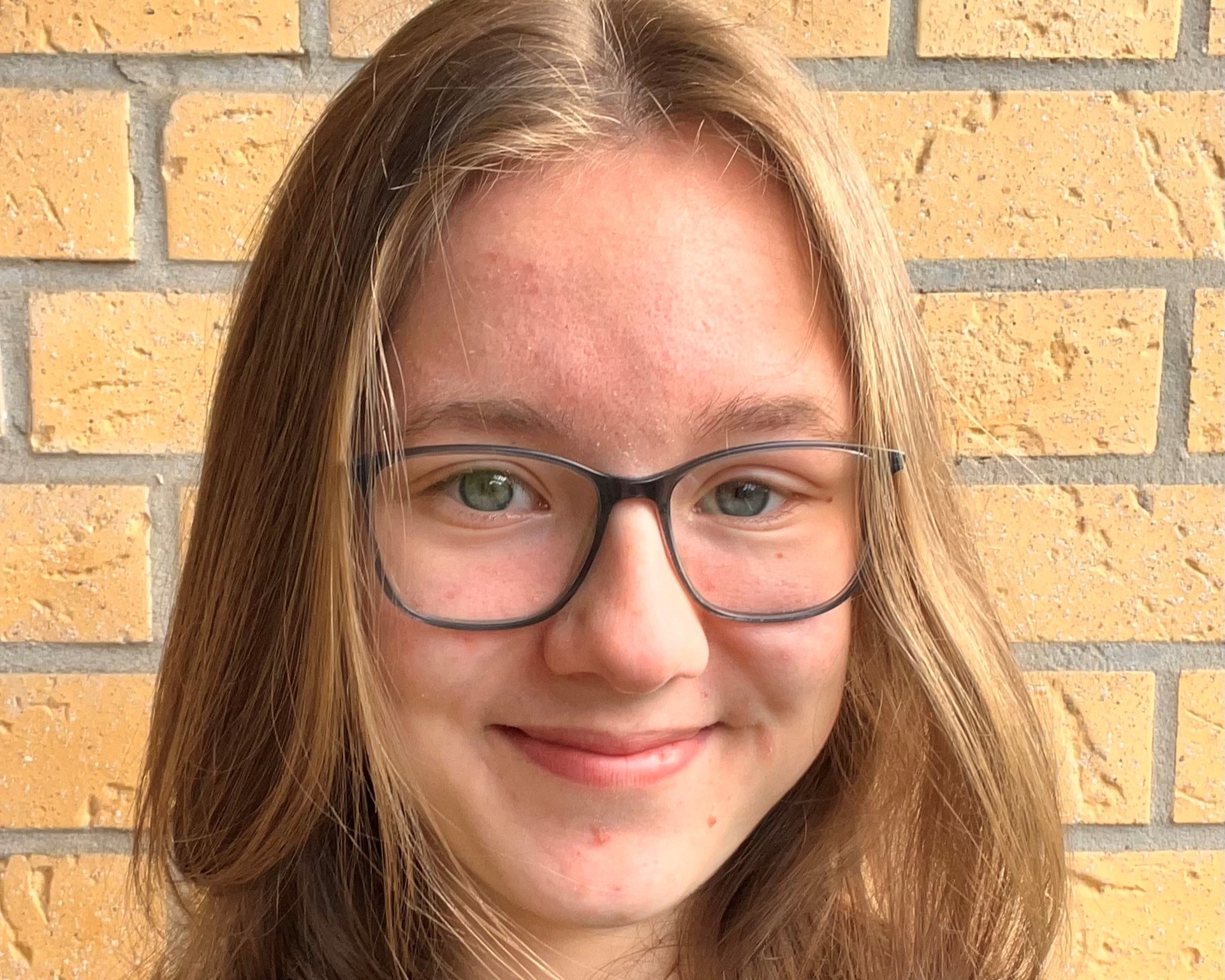 Portraitbild von Juli Kesseler.